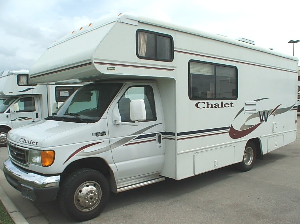 Used 2006 Winnebago Chalet 24VR Class C For Sale